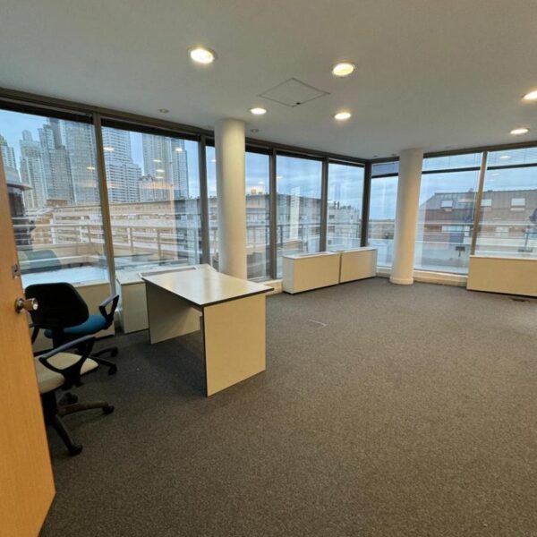 Oficina en Puerto Madero. ALQUILER
