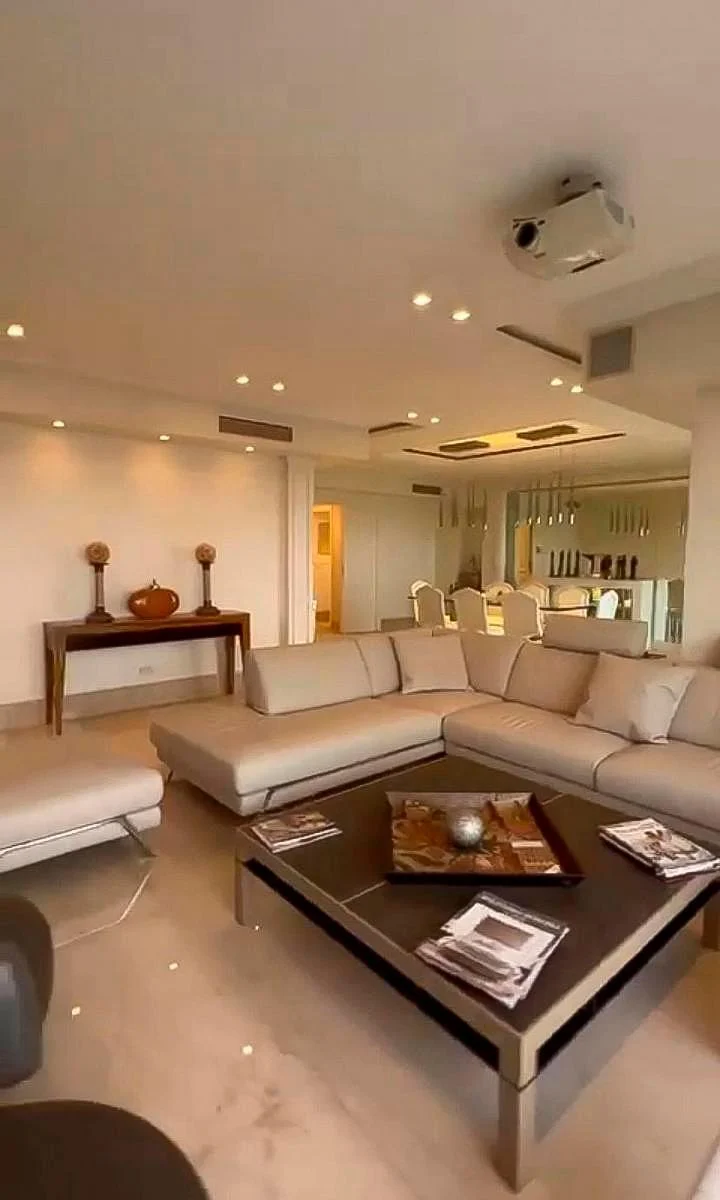 Departamento 5 Ambientes, Chateau, Puerto Madero. VENTA